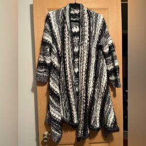 Kensie Oversized Black and White Cardigan